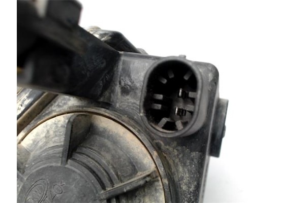 Recambio de faro antiniebla izquierdo para opel astra h berlina 1.8 referencia OEM IAM 50504508  