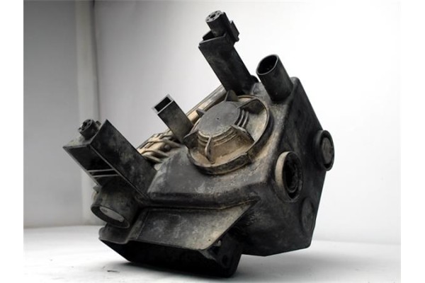 Recambio de faro antiniebla izquierdo para opel astra h berlina 1.8 referencia OEM IAM 50504508  