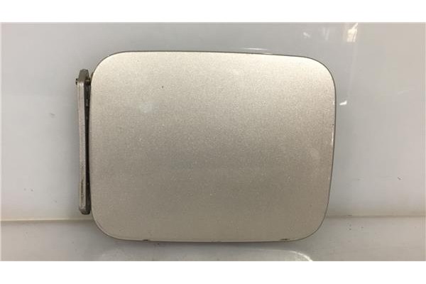 Recambio de tapa exterior combustible para hyundai accent (x3) 1.5 i 12v referencia OEM IAM 6951022010  