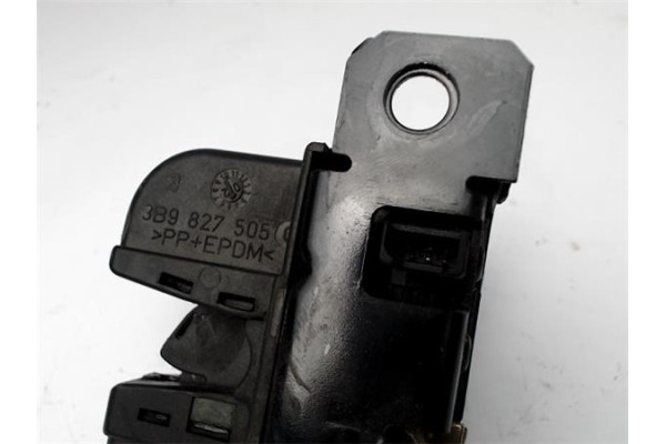 Recambio de cerradura porton para seat leon (1m1) 1.9 tdi referencia OEM IAM 3B9827505  