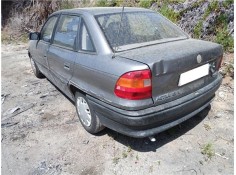 opel astra f berlina del año 1992
