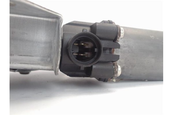 Recambio de elevalunas electrico delantero izquierdo para nissan kubistar (x76) 1.5 dci 70 referencia OEM IAM   