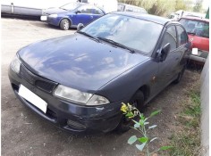 mitsubishi carisma berlina 5 (da0) del año 1997