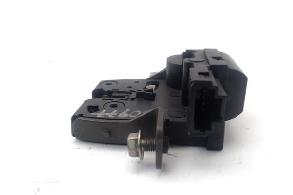Recambio de cerradura porton para nissan micra (k12e) 1.2 16v referencia OEM IAM 90502EY10A  