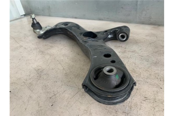Recambio de brazo inferior delantero derecho para toyota c-hr (x10) 2.0 hibrido referencia OEM IAM 4806810130 BCA7785 4333009631