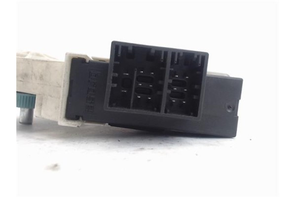 Recambio de motor elevalunas delantero derecho para seat ibiza (6l1) referencia OEM IAM   