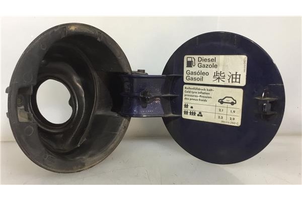 Recambio de tapa exterior combustible para volkswagen passat berlina (3b2) 1.9 tdi referencia OEM IAM 3B0809857  