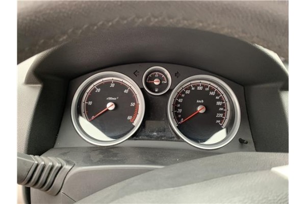 Recambio de cuadro completo para opel astra h gtc 1.7 cdti referencia OEM IAM 13225977  