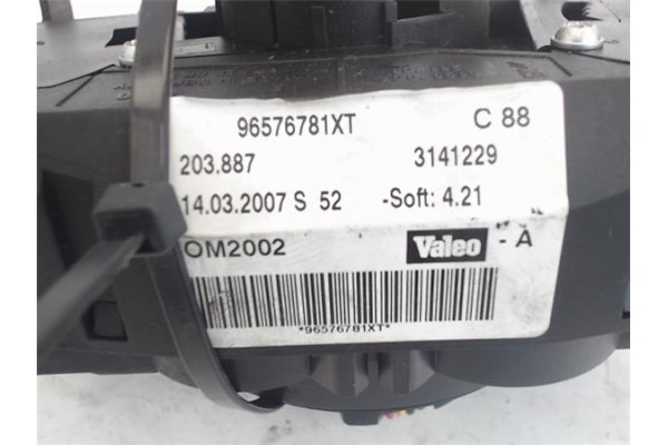 Recambio de mando intermitencia para citroen c3 1.4 hdi referencia OEM IAM 96576781xt  