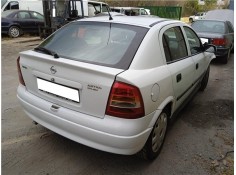 opel astra g berlina del año 2001