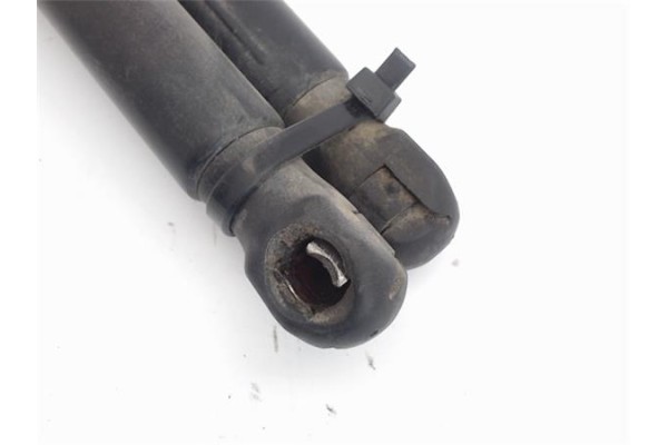 Recambio de amortiguador porton para ford fiesta vi 1.4 tdci referencia OEM IAM 6A61A406A10AC  
