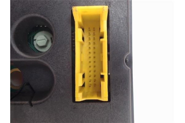 Recambio de reloj horario para opel zafira a referencia OEM IAM 090589755/7550210100501 5WK7470 