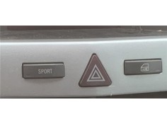 INTERRUPTOR LUCES EMERGENCIA 13100107 