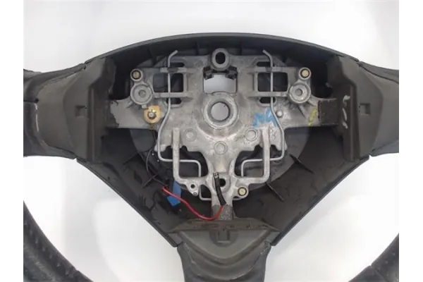 Recambio de volante para peugeot 207 1.6 hdi referencia OEM IAM 4109LN 4109LL 