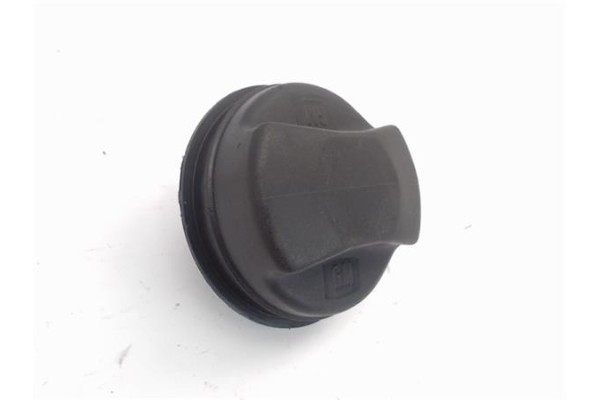 Recambio de tapon combustible para opel vectra c berlina 1.9 cdti referencia OEM IAM   