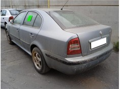 skoda octavia berlina (1u2) del año 2002
