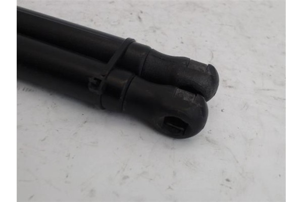 Recambio de amortiguador porton para citroen c3 1.4 hdi referencia OEM IAM 8731G3 9639863880 