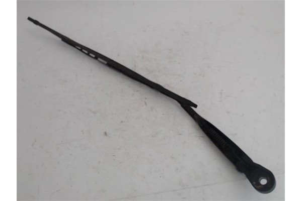 Recambio de brazo limpiaparabrisas trasero para nissan almera (n15) 1.6 referencia OEM IAM 287810N000  