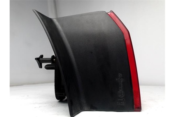 Recambio de piloto trasero derecho para renault laguna ii (bg0) 1.9 dci (bg1a, bg1w) referencia OEM IAM 8200262668 B74PH2 