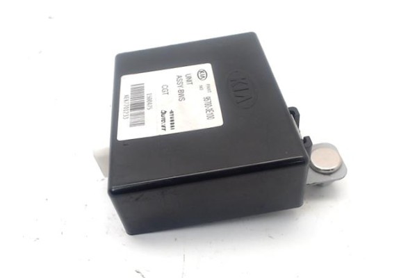 Recambio de modulo electronico para kia sorento (bl) 2.5 crdi referencia OEM IAM 957003E100  