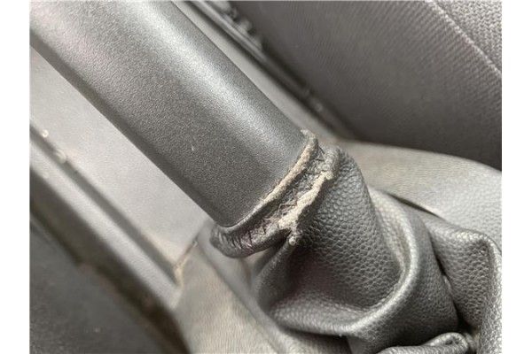 Recambio de palanca freno de mano para opel astra h gtc 1.7 cdti referencia OEM IAM 13237277  
