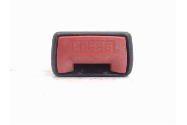 Recambio de anclaje cinturon trasero izquierdo para citroen c3 1.4 hdi referencia OEM IAM 33015510  