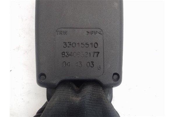 Recambio de anclaje cinturon trasero izquierdo para citroen c3 1.4 hdi referencia OEM IAM 33015510  
