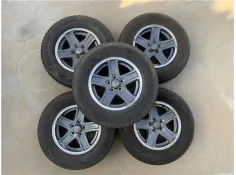 Recambio de juego llantas para jeep wrangler / wrangler unlimited (jk) 2.8 sahara referencia OEM IAM 5JX82TRMAA  