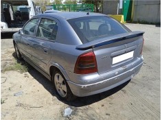 opel astra g berlina del año 2003