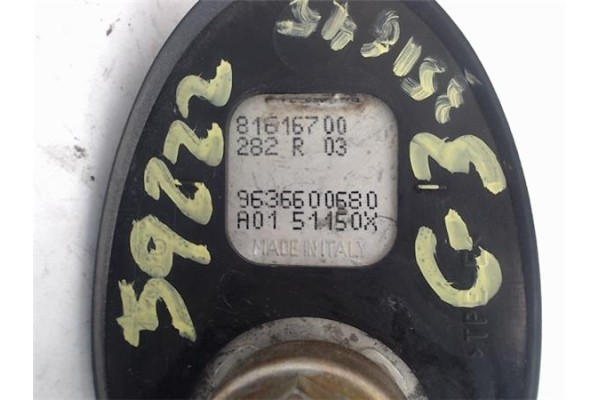 Recambio de antena electrica para citroen c3 1.4 hdi referencia OEM IAM 9636600680  