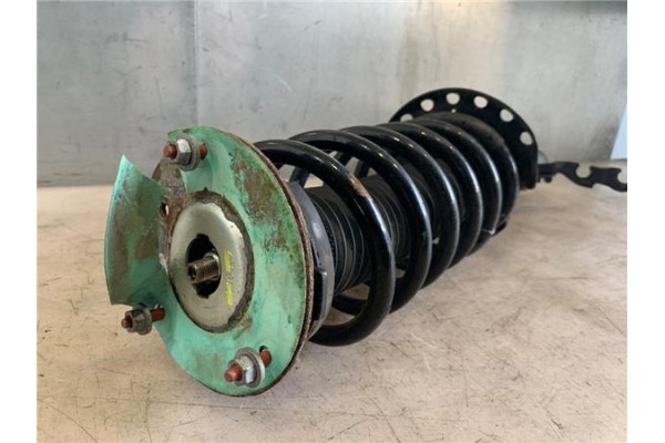 Recambio de amortiguador delantero derecho para land rover freelander (lr2) 2.2 td4 referencia OEM IAM LR001139 MALR021 LR031667
