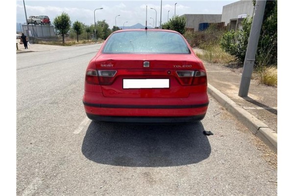 seat toledo (1m2) del año 2001