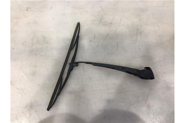 Recambio de brazo limpiaparabrisas trasero para audi a3 (8l) 1.9 tdi ambiente referencia OEM IAM 8D9955407A  8D9955407 , AUDI