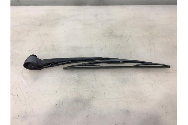 Recambio de brazo limpiaparabrisas trasero para audi a3 (8l) 1.9 tdi ambiente referencia OEM IAM 8D9955407A  8D9955407 , AUDI
