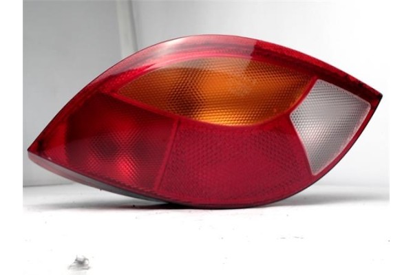 Recambio de piloto trasero derecho para ford ka (ccq) 1.3 i referencia OEM IAM 1105789 2202382 97KG13A603 , FORD | 1120331 , FOR