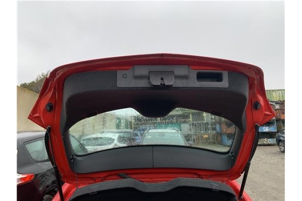 Recambio de porton trasero para opel astra h gtc 1.7 cdti referencia OEM IAM 93184005  