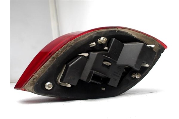 Recambio de piloto trasero izquierdo para ford ka (ccq) 1.3 i referencia OEM IAM 1120331 2201382 97KG13A603BH , FORD | 1105789 ,