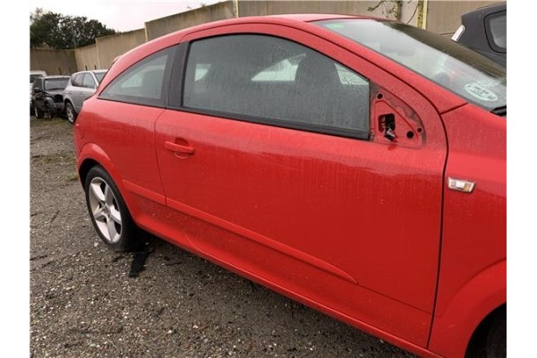 Recambio de puerta delantero derecha para opel astra h gtc 1.7 cdti referencia OEM IAM 94711560  