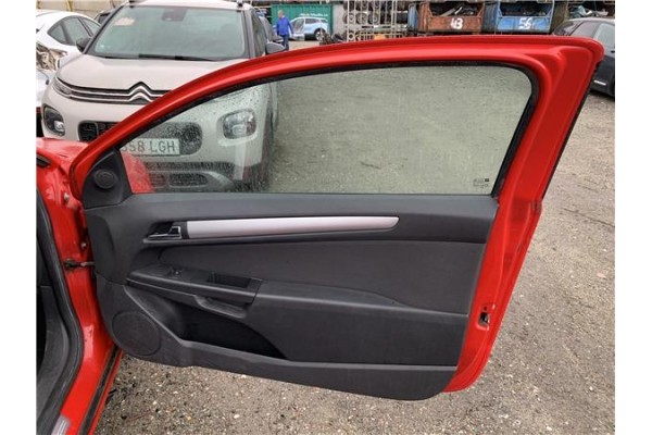 Recambio de puerta delantero derecha para opel astra h gtc 1.7 cdti referencia OEM IAM 94711560  