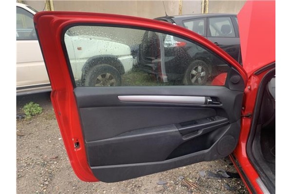 Recambio de puerta delantero izquierda para opel astra h gtc 1.7 cdti referencia OEM IAM 94711559  
