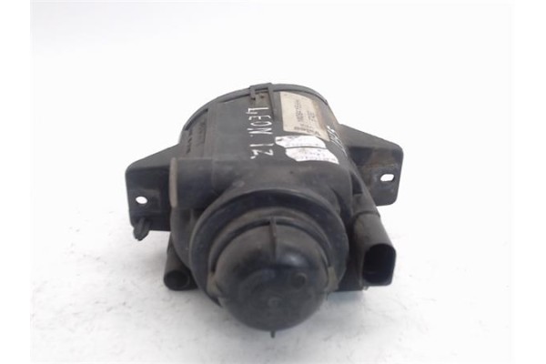 Recambio de faro antiniebla izquierdo para seat leon (1m1) referencia OEM IAM 1M0841699A 67742830 