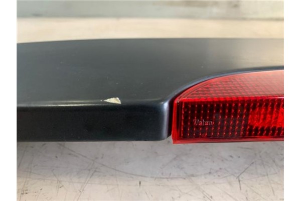 Recambio de aleron trasero para renault clio ii fase i (b/cb0) 1.2 (b/cb0f, b/cb0a, b/cb10, b/cb1k, b/cb2d, b/cb2h) referencia O