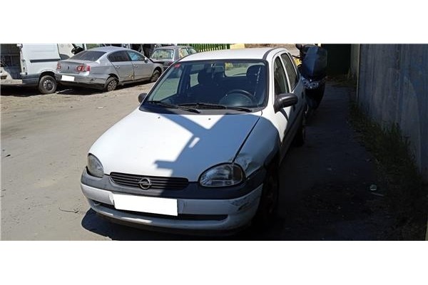 opel corsa b del año 2000