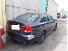 mitsubishi carisma berlina 5 (da0) del año 1997