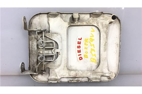 Recambio de tapa exterior combustible para peugeot boxer furgón (230l) 2.5 d referencia OEM IAM 151787  