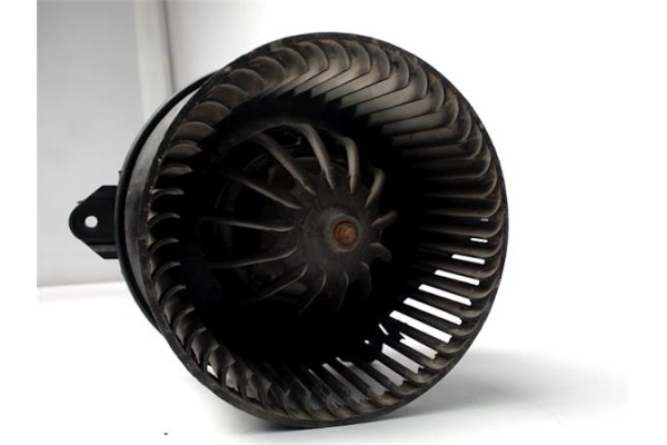 Recambio de motor calefaccion para nissan primastar furgón (x83) dci 100 referencia OEM IAM GMVX83P35CH 2761400QAD 