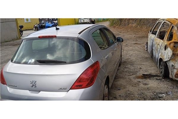 peugeot 308 del año 2010