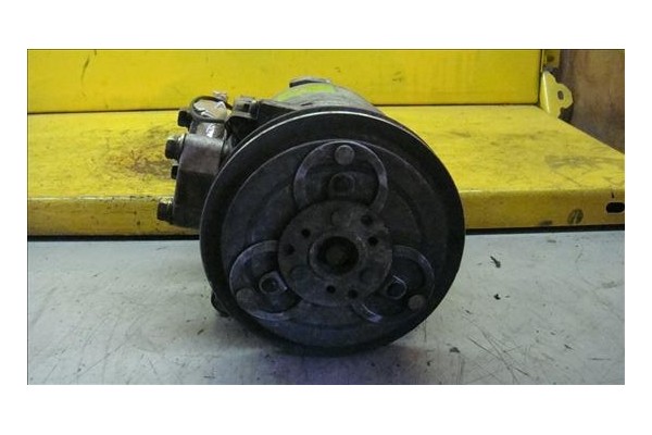 Recambio de compresor aire acond. para nissan terrano/terrano ii (r20)(1993) 2.7 td 4wd referencia OEM IAM 926000F000 DKV-14C 92