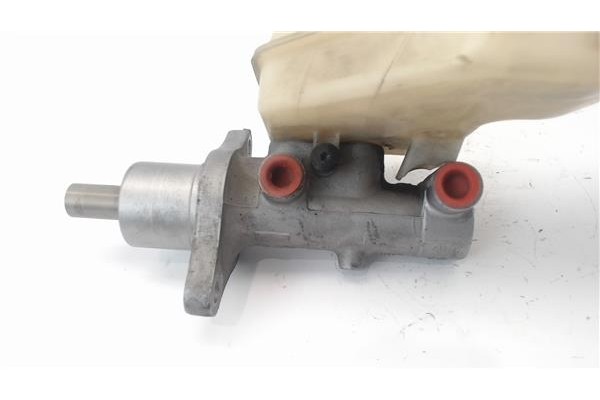 Recambio de bomba freno para mazda 3 sedán (bk) 1.6 di turbo referencia OEM IAM 3350886441  