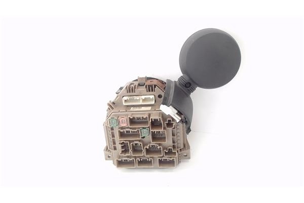 Recambio de cuadro instrumentos para peugeot 107 1.0 básico referencia OEM IAM 838000H011A  